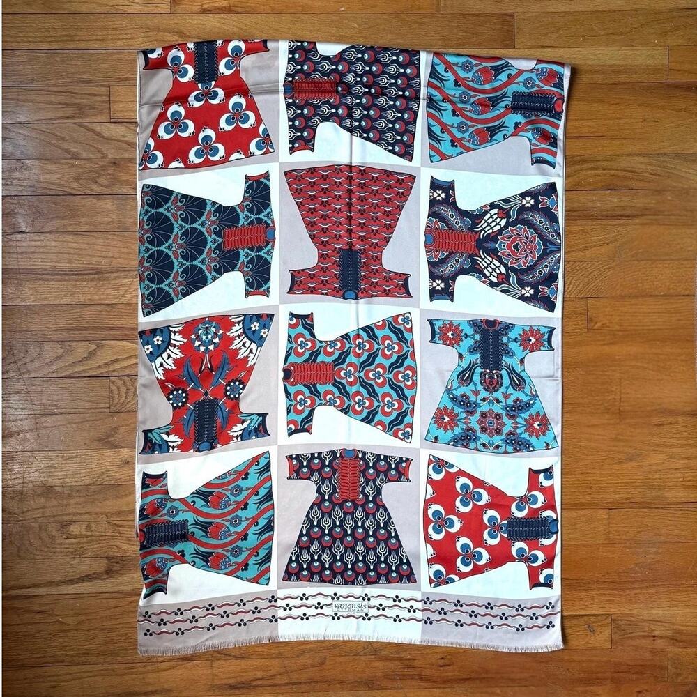 Vintage 70 Kimono Print Scarf | Oversized Mod Novelty Shawl Wrap - Picture 4 of 8